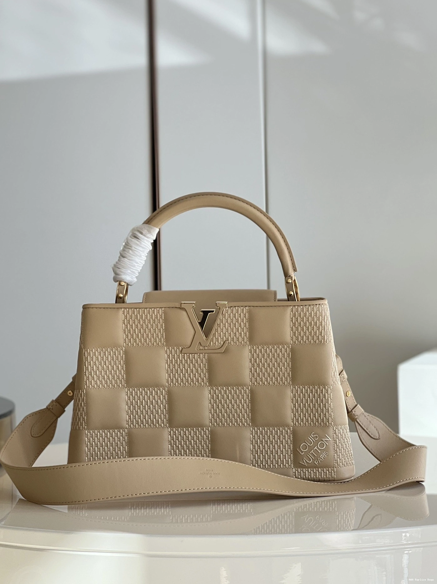 Aaa replica ru LOUIS CAPUCINES VUITTON MM 0717